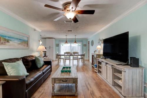 Wilbur-By-The-Sea House | Sunset Oasis by the Boondocks