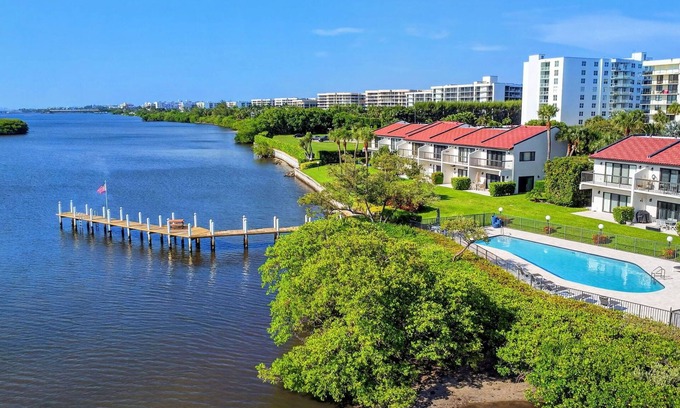 South Palm Beach Condo | Sunset views - Pool - Updated