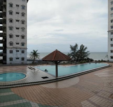 Taman Haji Zainal Resort | Sunshine Bay Resort Port Dickson