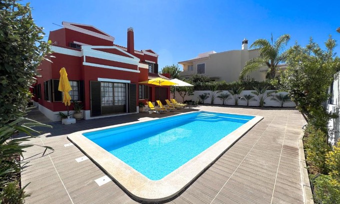 Gambelas Villa | Sunshine Villa