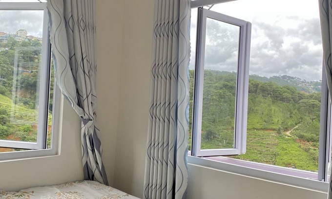 Phuong 10 House | Sunyata - Nhà Viên Mãn nForest View