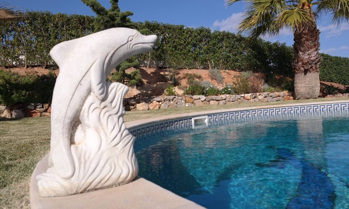 Ferragudo Villa | Super 4 Bedroom Villa With Fantastic Views Near Beach and Village