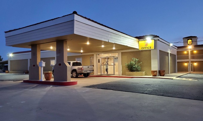 Abilene Hotel | Super 8 by Wyndham Abilene North