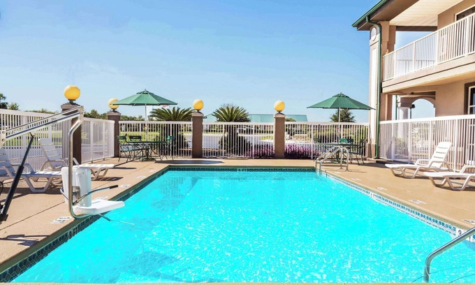 Marianna Hotel | Super 8 by Wyndham Marianna I-10