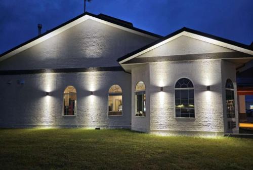 Birch River Hotel | Super 8 by Wyndham Swan River MB