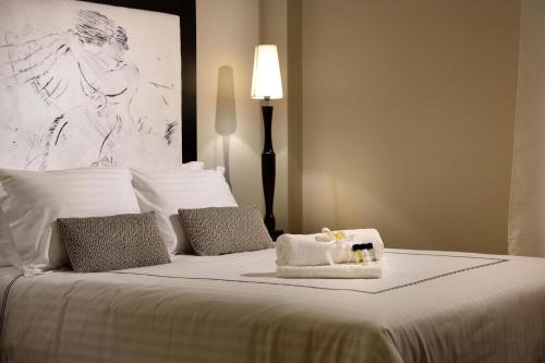 Kolonaki Villa | Super Athens Home Altius Lodge In Kolonaki Spectacular Rooftop Views Of Athens