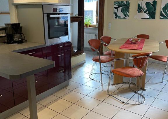 Owen Apartment | Super große Ferienwohnung für bis zu 5 Personen