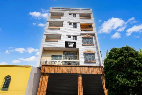 Dumdum Hotel | Super Hotel O DumDum Thana More formerly Bimla Regency