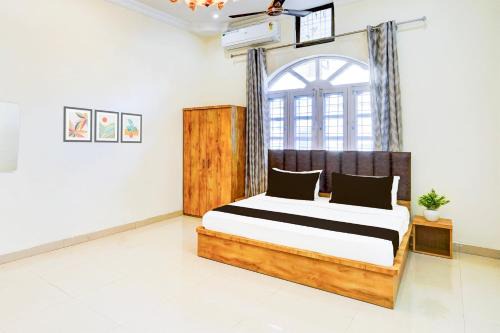Khattalwada Hotel | Super Hotel O Sudhowala Near Nanda ki Chowk
