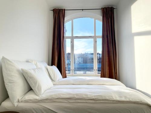 Grunerlokka Apartment | Super spacious apt by river