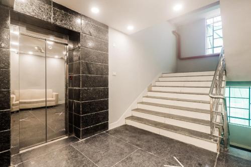 Ranchi Hotel | Super Townhouse Marina