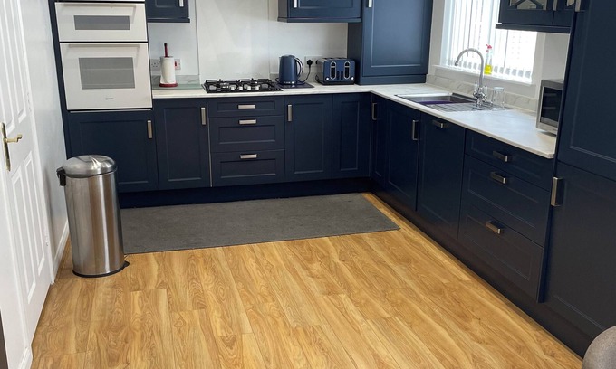 Queens Quarter House | Superb 4 Bedroom Townhouse near Belfast City centre
