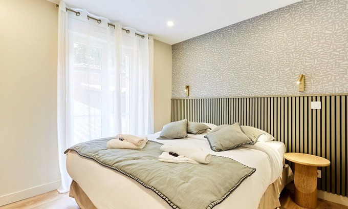 Charonne Apartment | Superb Apartment Center of Paris