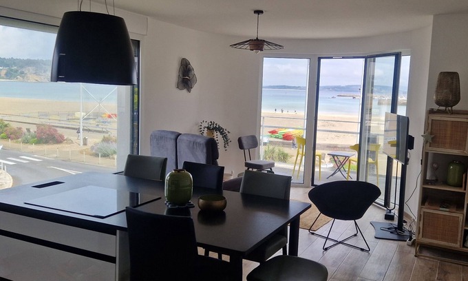 Morgat Apartment | Superb apartment, FULL SEA VIEW, 50 m from the beach