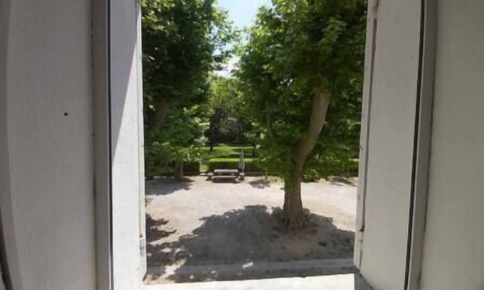 Rustrel Apartment | Superb apartment in a residence with swimming pool in the Lub.