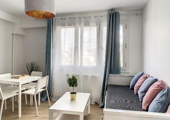 Livry-Gargan Apartment | Superbe Appart tout confort aéroport CDG 4 pers