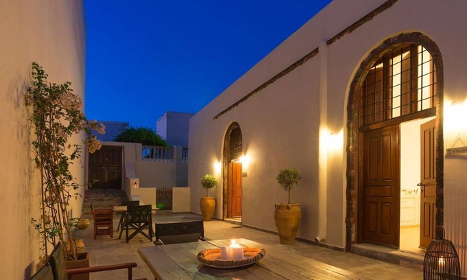 Pyrgos Apartment | Superior Canava Luxury Apartment