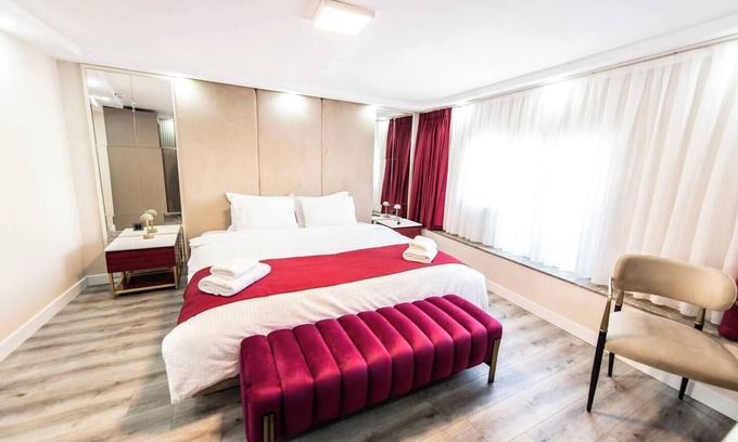 Besiktas Apartment | Superior Comfort Suite