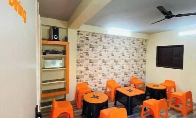 Maheshwar Apartment | Superior Double Premium room @ StayMore AC