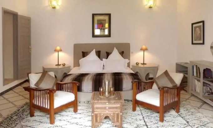 Mouassine Apartment | Superior Double Room (Jasmine)