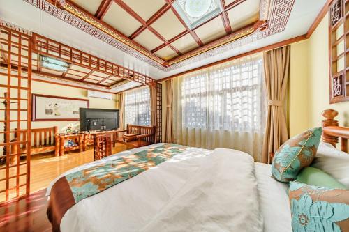 Dali Ancient Town House | Superior Sunshine King Room