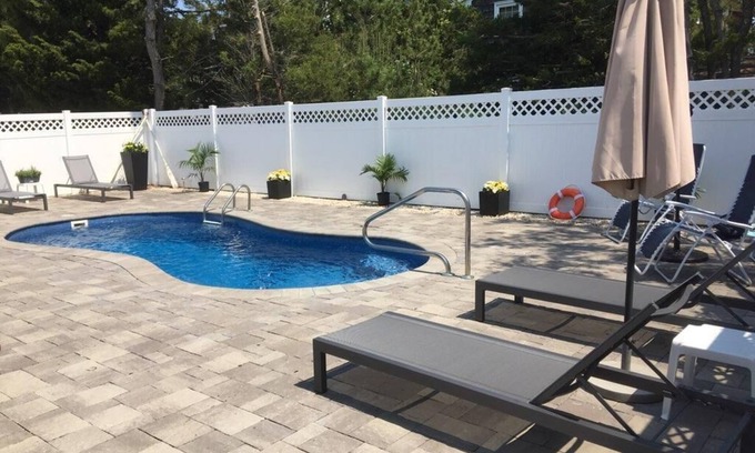 Surf City House | Surf City NEW 3BR 1st Fl - Steps to Kid Friendly Bay Beach Walk to Ocean