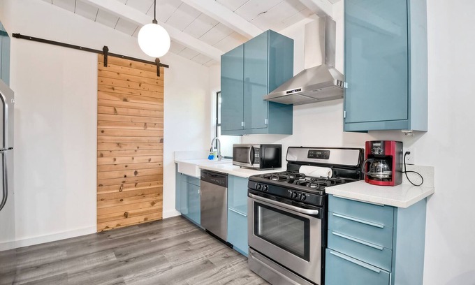 Encinitas Cottage | Surf House Cottage