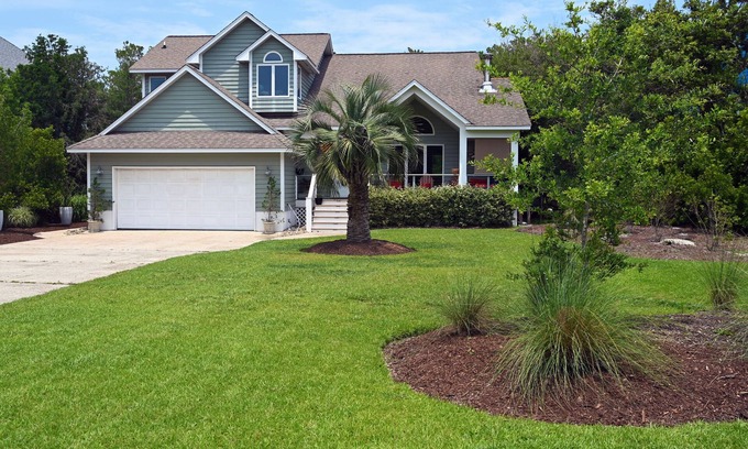 Emerald Isle House | Surfari, beautiful home on the Crystal Coast