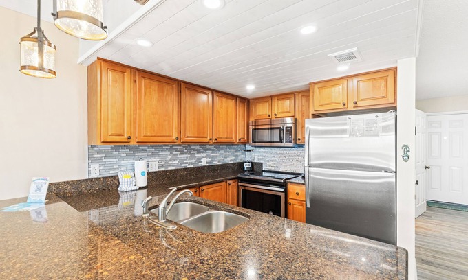 Bel Air House | Surf’s Up! Pet-friendly, 2BR 3BA Beachfront Townhouse, Sleeps 8!