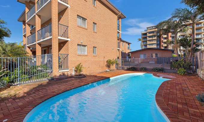The Entrance Apartment | Surfside Palms 14