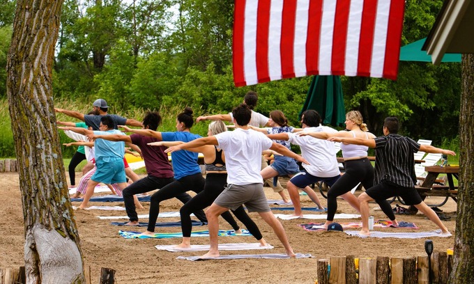 Fergus Falls Cabin | Swan Lake Resort & Campground - Lakeside Cabin #1