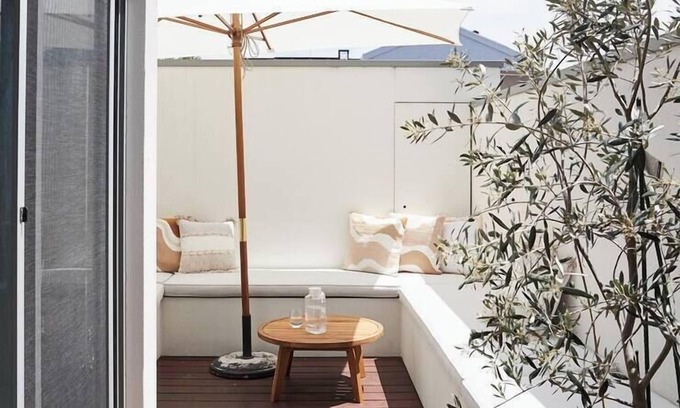 Geelong House | Swanston Sands Sophisticated Comfort by the Beach