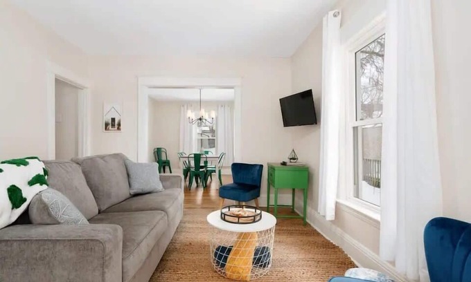 Harters Heights House | Sweet Retreat 3 Mins to Notre Dame, Eddy St. Commons, & Memorial Hospital