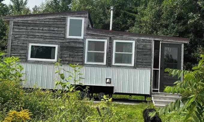 Franklin Cabin | Sweet Tiny Home on an Organic Farm