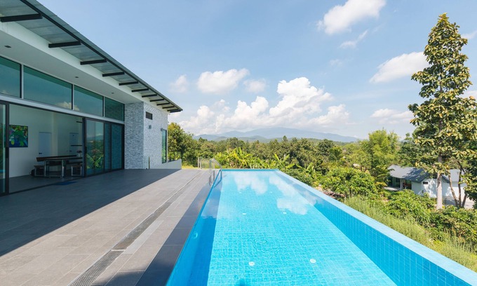Hang Dong House | Swimming pool along the terrace, panoramic view surrounded by nature