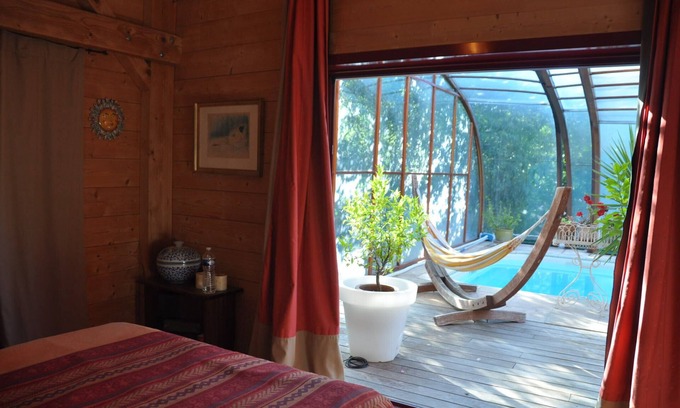 Aiguelongue House | Swimming pool villa for 11 people MONTPELLIER