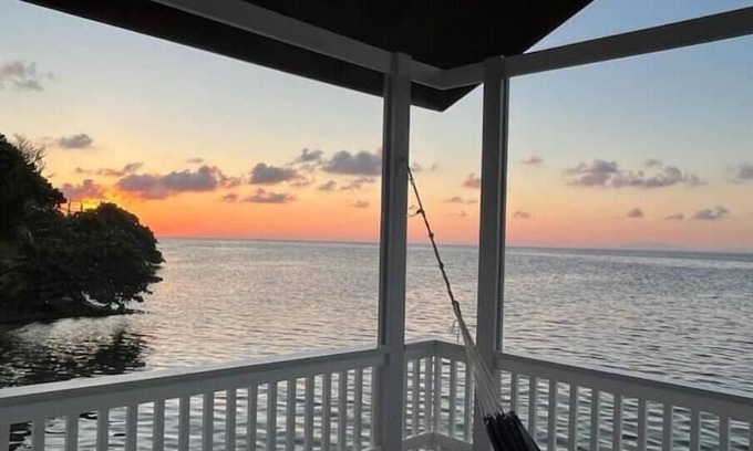 Jonesville House | Swimming, Snorkeling, Hiking, Boonefishing, Mangrove tours,relaxing on the beach