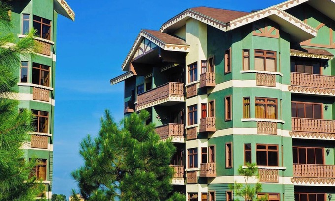 Canlubang Apartment | Swiss VIP suite at Crosswinds Tagaytay