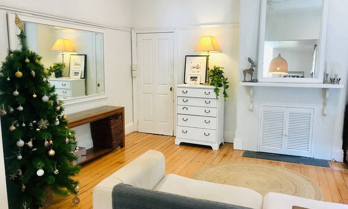 Neutral Bay House | Sydney Harbour Cottage