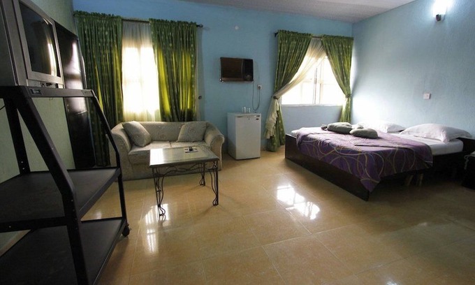 Somolu Hotel | Sylva Link Hotel