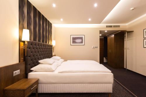 Zuglo Hotel | Szőnyi Garden Hotel Pest