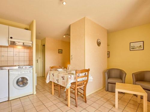 Barbotan-les-Thermes Apartment | T1 bis au calme avec balcon, proche des Thermes, WiFi Gratuit - FR-1-841-71