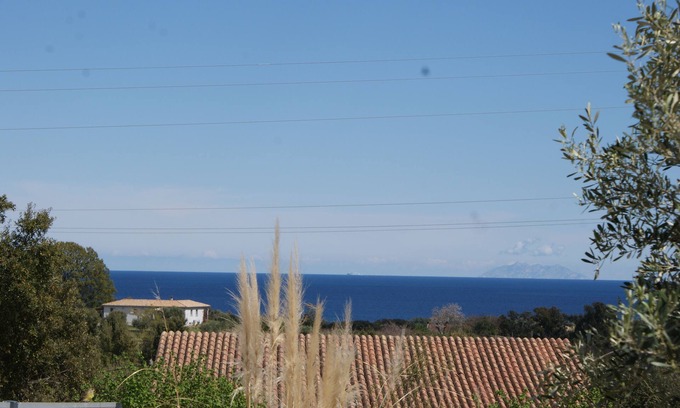 Santa-Maria-Poggio Villa | T2 between sea and mountain