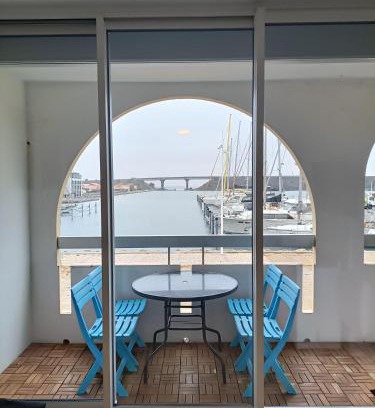 Leucate Apartment | T2 cabine avec très belle vue sur le port de plaisance