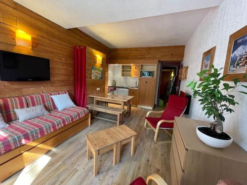 Saint-Lary-Soulan Apartment | T2 classé 3 étoiles coeur de village et Piscine ext