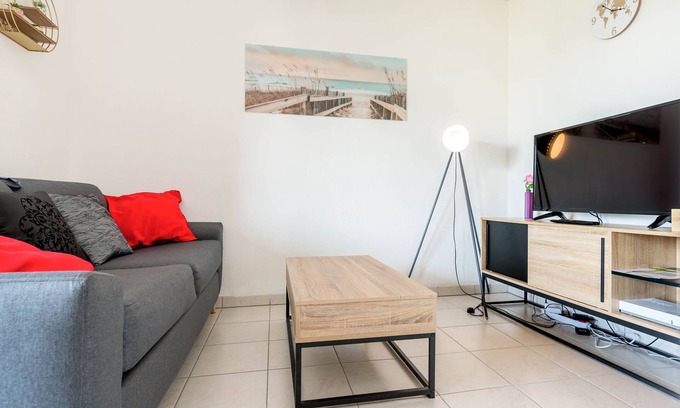 Toulouse South-East Apartment | T3 59m2 at the Machine hall, & space city