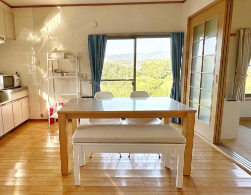 Gunge House | Taga House