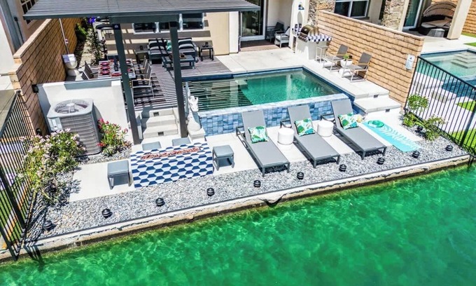 Terra Lago House | Taisho - Luxury Zen Inspired Lakeside Villa