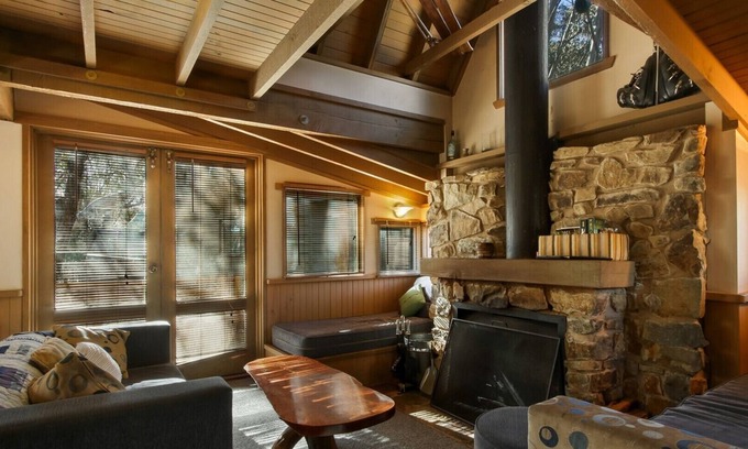 Dinner Plain Ski Chalet | Tambo - Dinner Plain