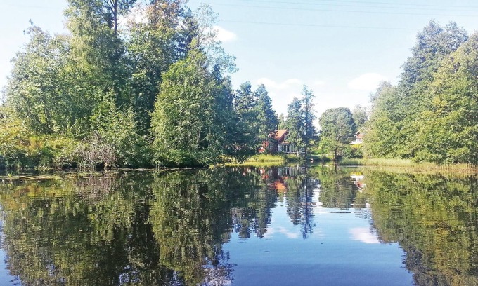 Kopparberg House | Tastefully furnished vacation home right on the water.